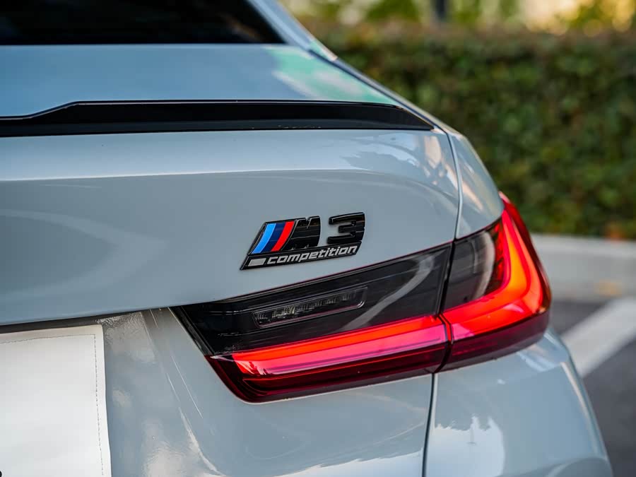 BMW M3 2023 изображение автомобиля #8