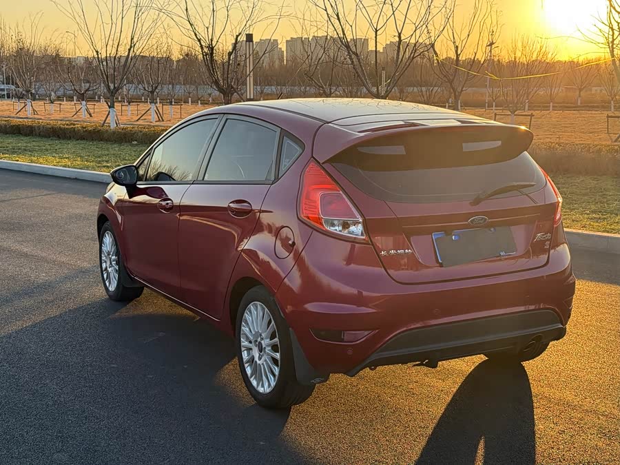 Ford Fiesta 2014 immagine di auto #8