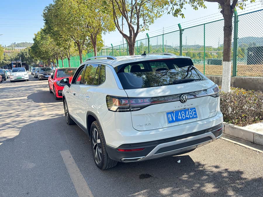 Volkswagen Tayron 2023 immagine di auto #8