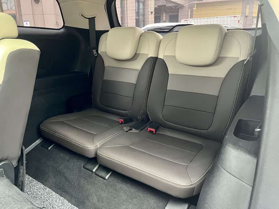 BYD Song MAX New Energy 2022 car image #8