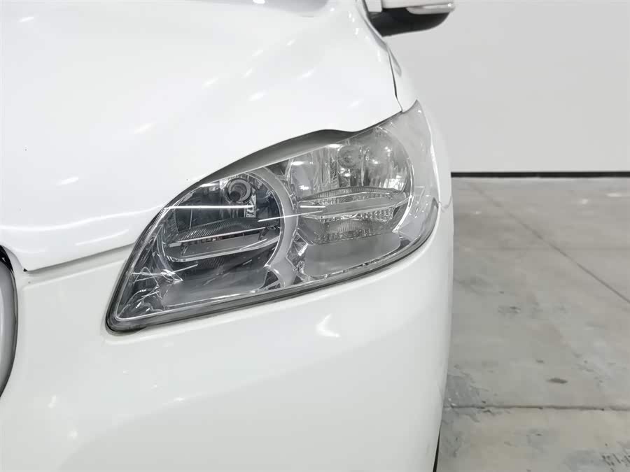 Peugeot 301 2016 صورة سيارة #8