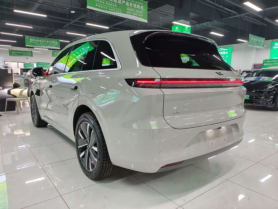 Li L6 2025 imagen de coche #8