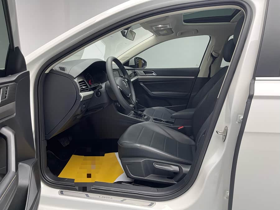 Volkswagen Lavida 2020 car image #8
