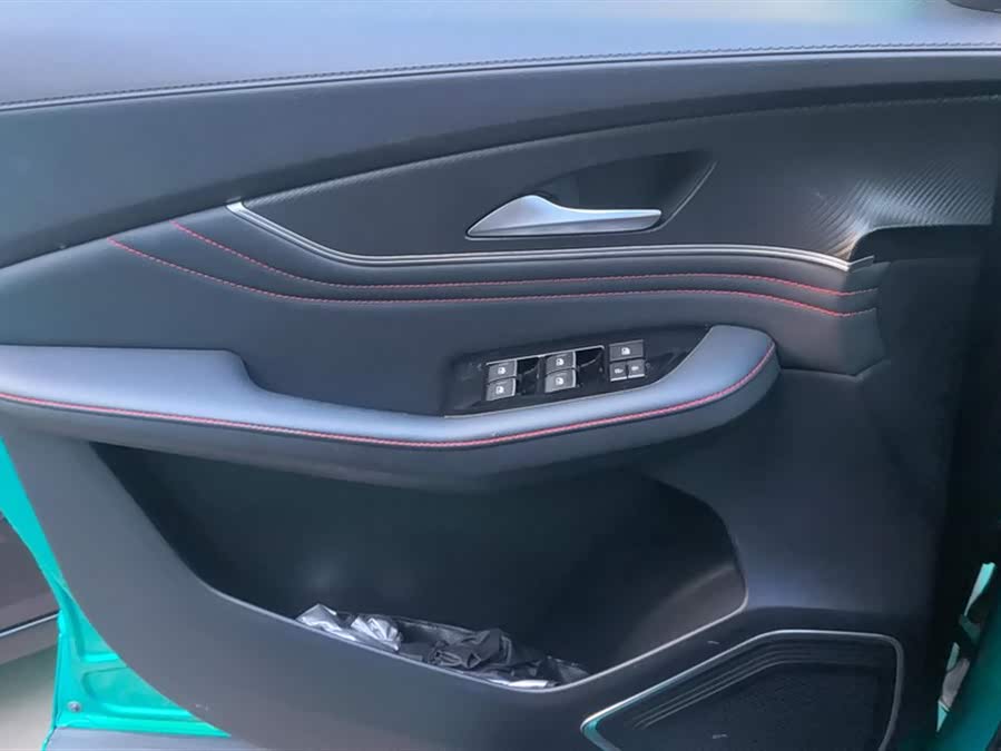 Forthing T5 EVO 2020 #8 Forthing T5 EVO 2020 car image #8