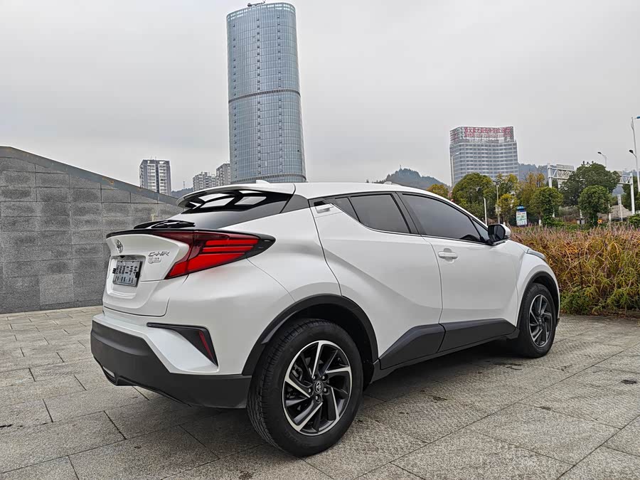 Toyota C-HR 2023 #8 Toyota C-HR 2023 immagine di auto #8