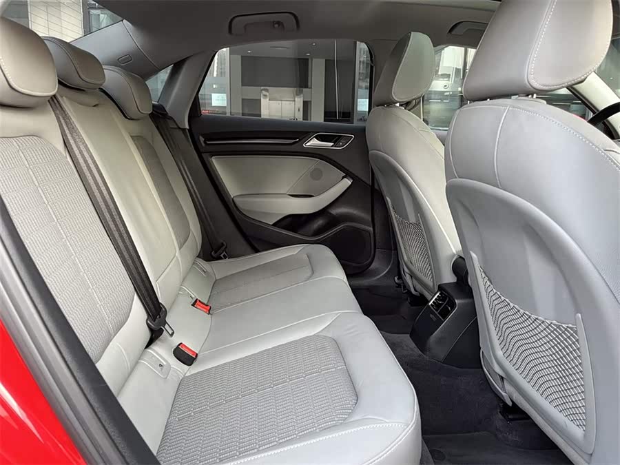 Audi A3 2019 car image #8