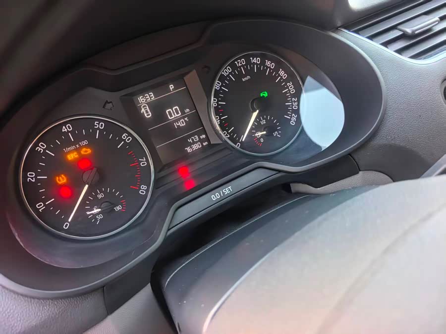 Skoda Octavia 2015 #8 Skoda Octavia 2015 car image #8