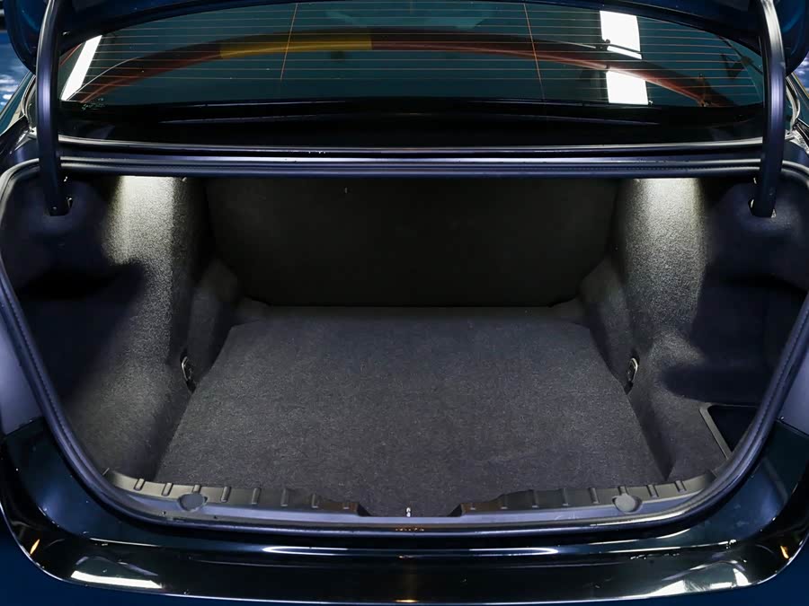 BMW M5 2013 #8 BMW M5 2013 car image #8