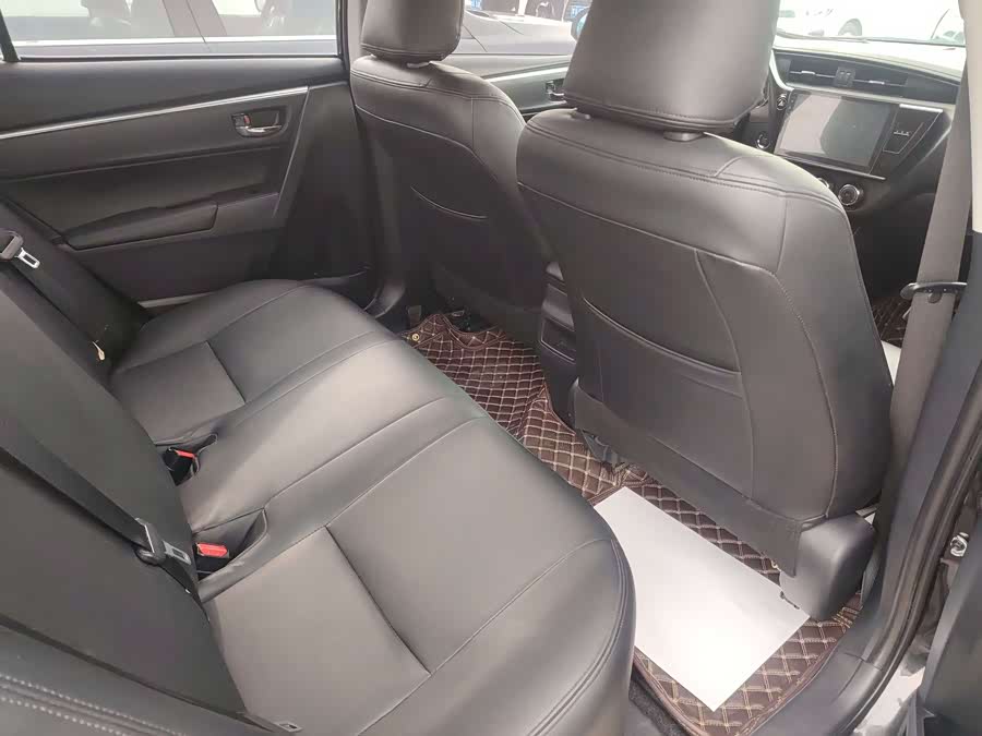 Toyota Corolla 2018 #8 Toyota Corolla 2018 car image #8