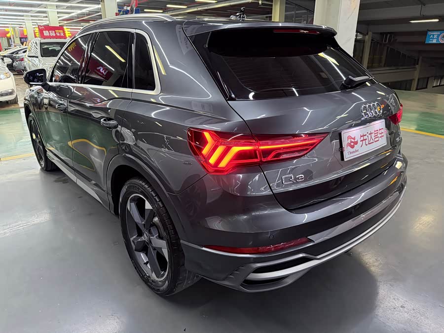 Audi Q3 2020 immagine di auto #8