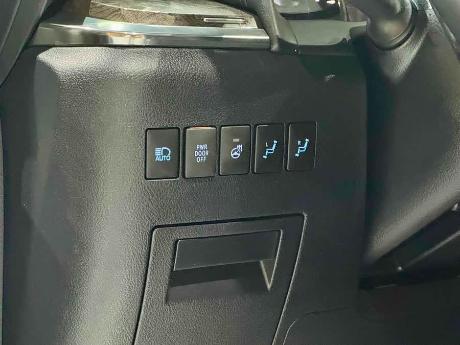 Toyota Vellfire 2022 #8 Toyota Vellfire 2022 immagine di auto #8