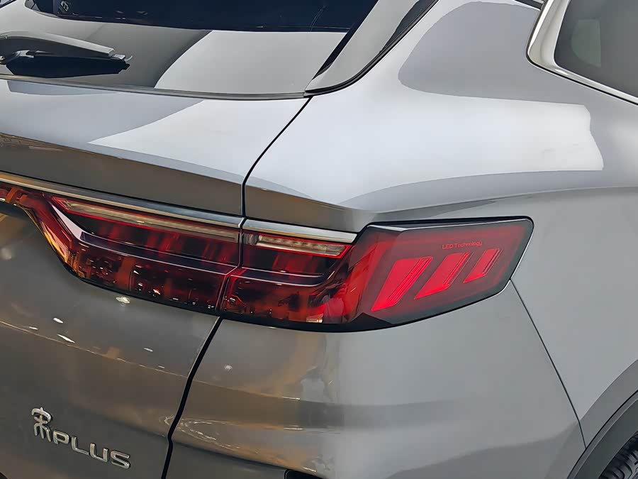 BYD Song Plus 2021 immagine di auto #8