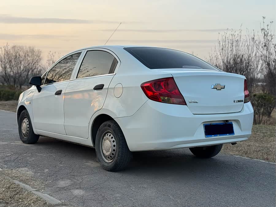 Chevrolet Sail 2013 #8 Chevrolet Sail 2013 car image #8