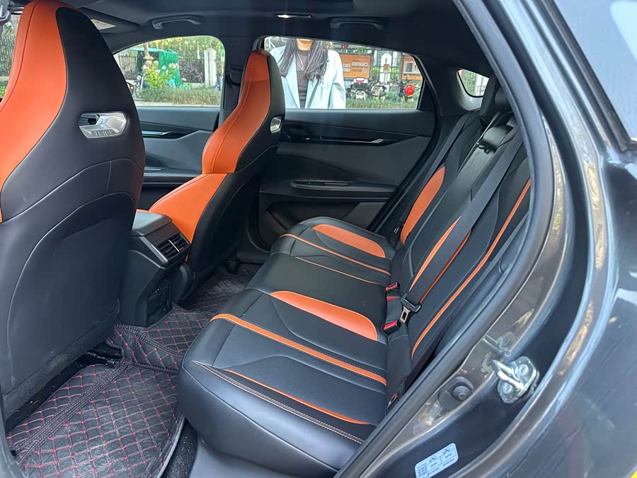 Changan UNI-V 2024 car image #8