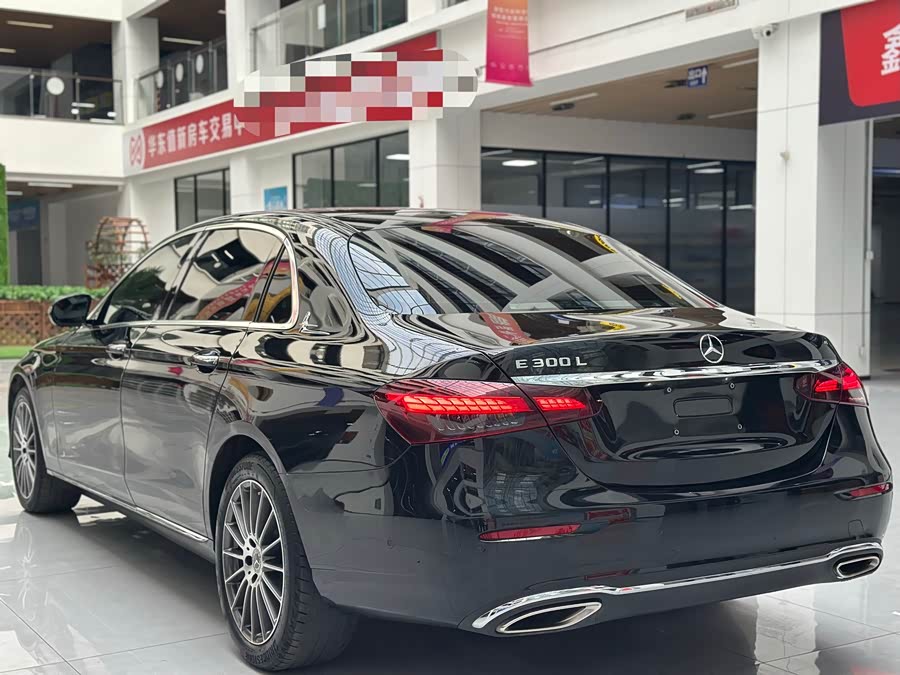 Mercedes-Benz E Class 2023 car image #8
