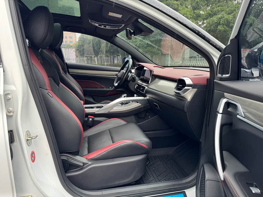 GEELY Coolray 2019 car image #8