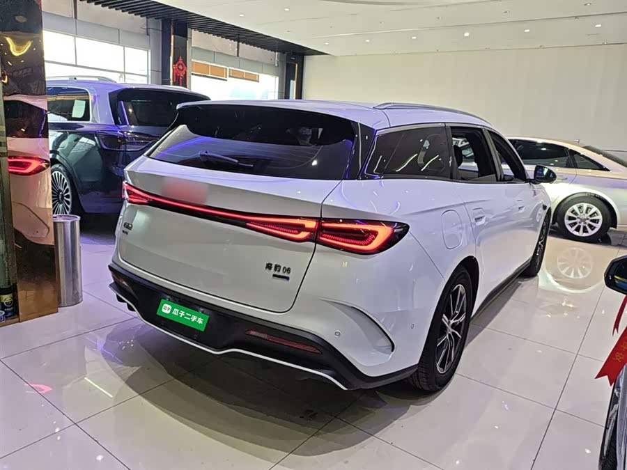 BYD Seal 06 DM-i 2025 immagine di auto #8