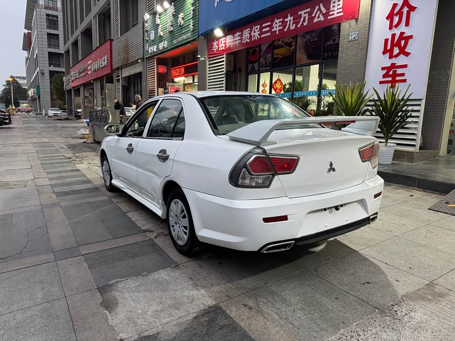 Soueast V3 Lingyue 2014 car image #8