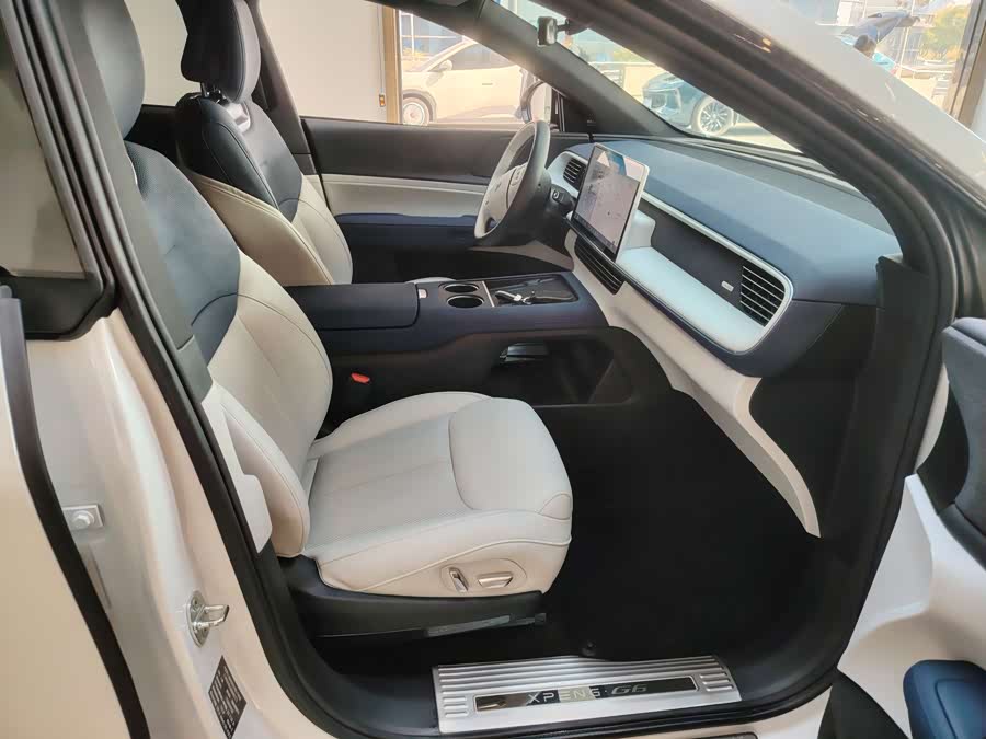 Xpeng G6 2024 immagine di auto #8