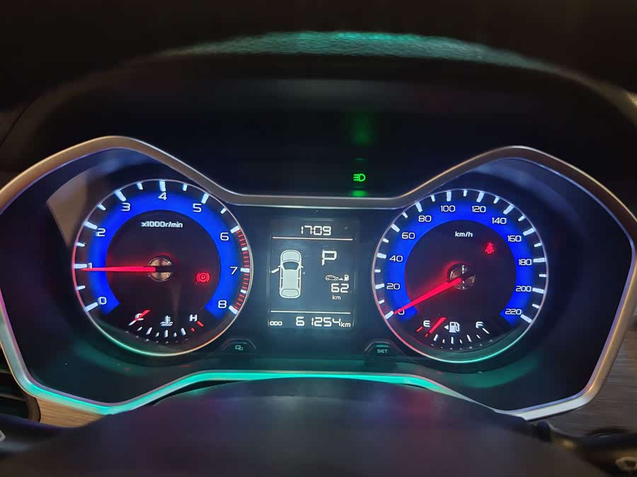 GEELY Vision X3 2018 car image #8