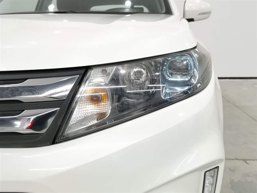 Soueast Vitara 2017 car image #8