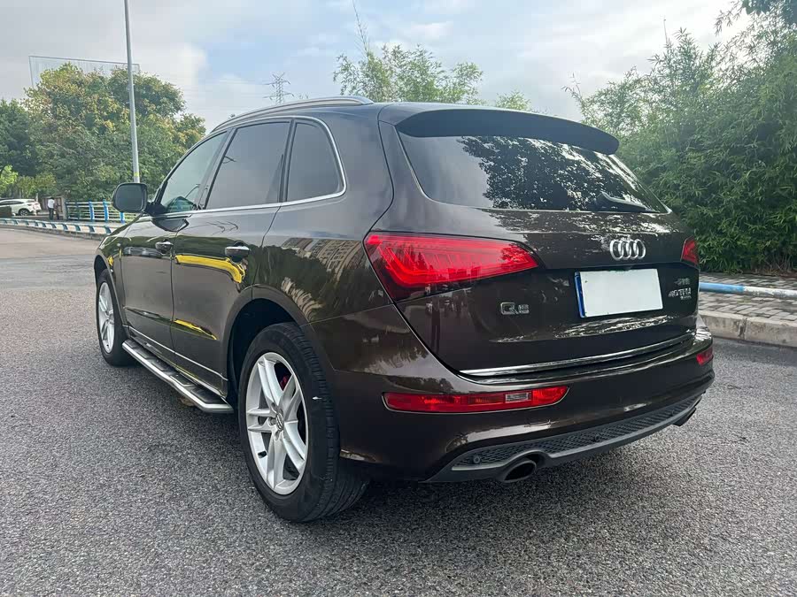 Audi Q5 2017 car image #8
