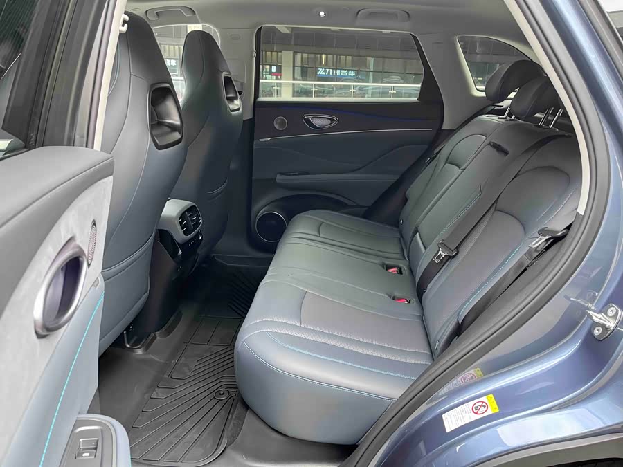 BYD Sea Lion 07 DM-i 2025 car image #8