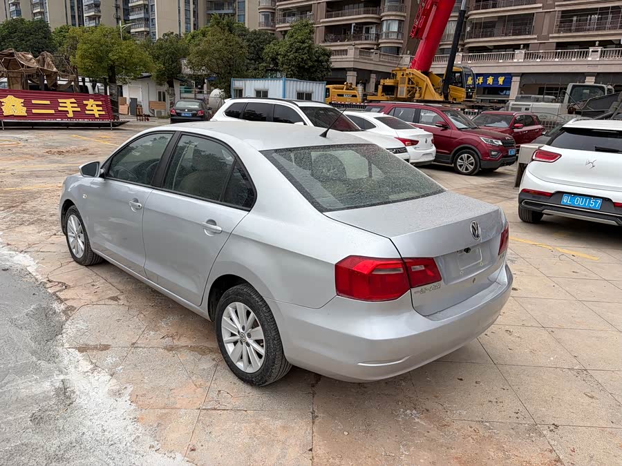 Volkswagen Jetta 2013 immagine di auto #8