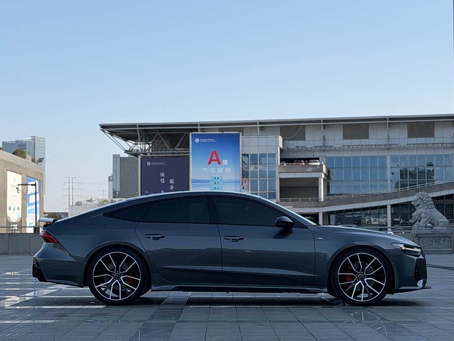 Audi A7 2022 car image #8