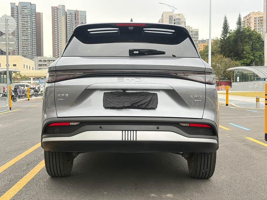 BYD Sea Lion 05 DM-i 2025 #8 BYD Sea Lion 05 DM-i 2025 car image #8