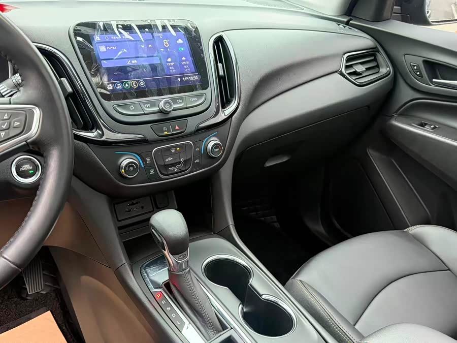 Chevrolet Equinox 2022 car image #8