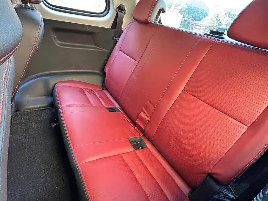 SWM斯威汽车 SWM斯威大虎 2023 #8 SWM斯威汽车 SWM斯威大虎 2023 汽车图片 #8