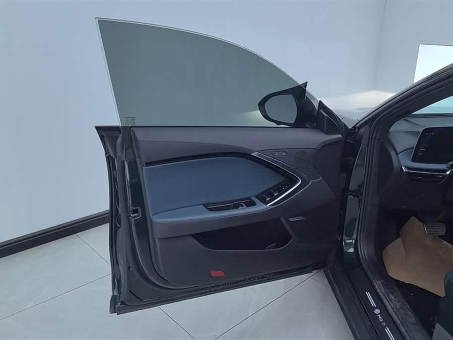MG 7 2023 car image #8