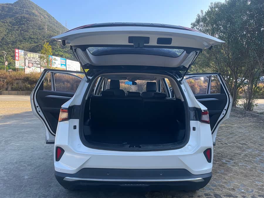 Wuling Asta 2022 #8 Wuling Asta 2022 imagen de coche #8