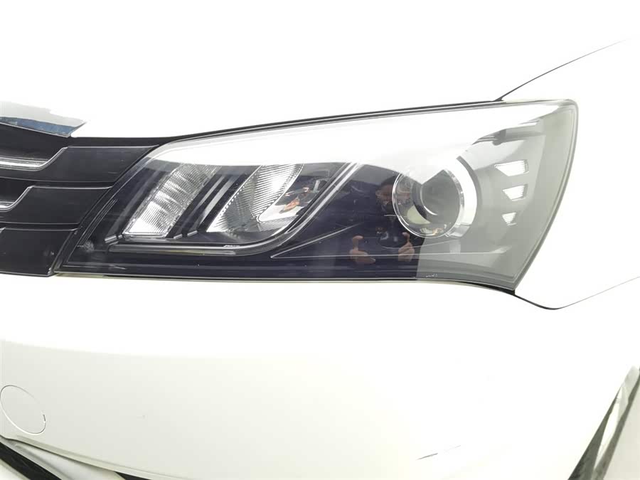 GEELY Emgrand 2015 car image #8