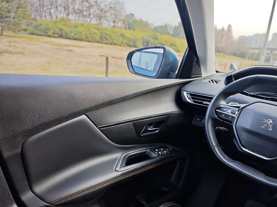 Peugeot 5008 2019 #8 Peugeot 5008 2019 car image #8