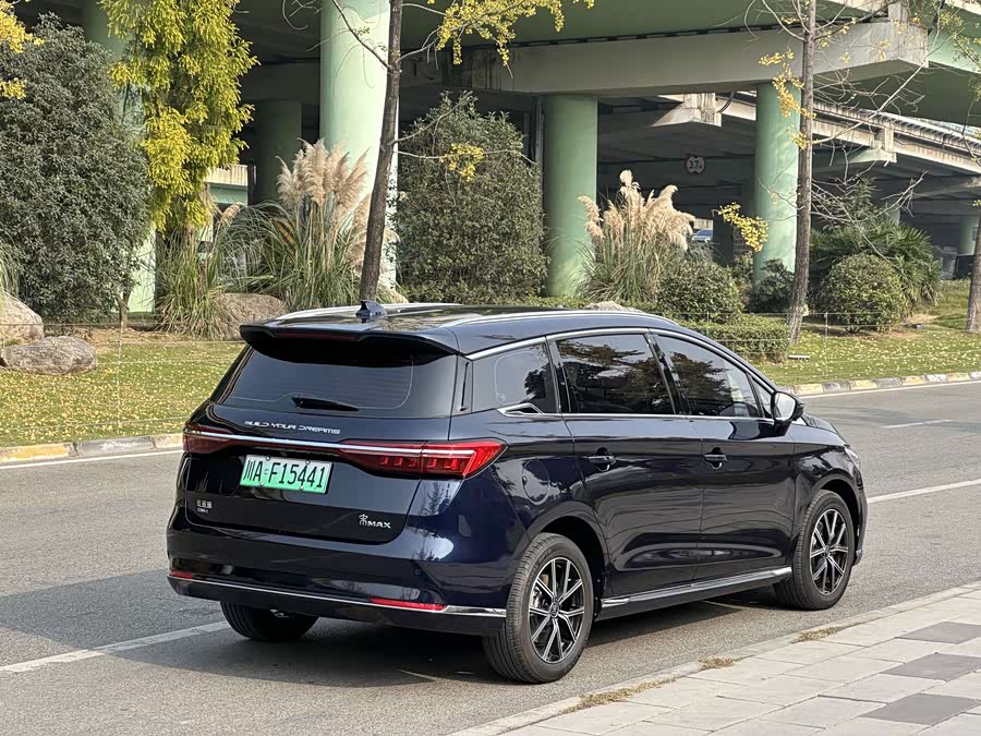BYD Song MAX New Energy 2022 car image #8
