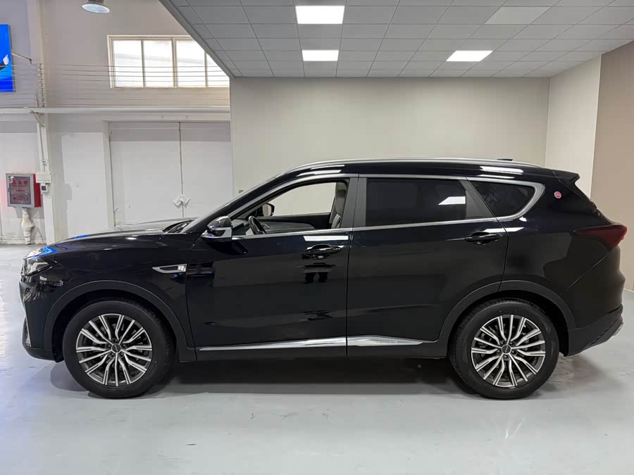 Jetour X70 PLUS 2022 #8 Jetour X70 PLUS 2022 car image #8