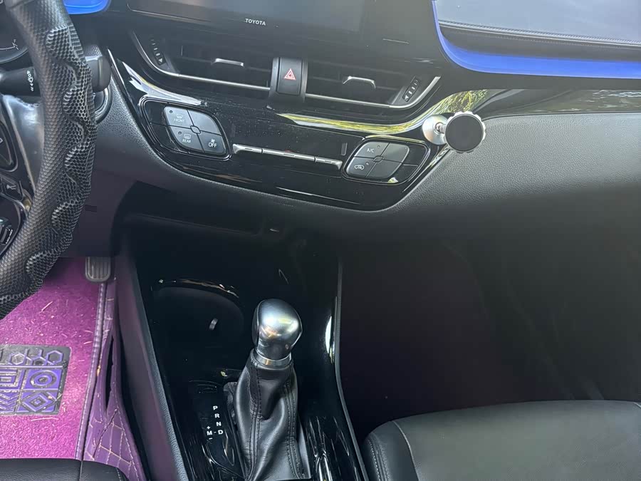 Toyota Izoa 2019 car image #8