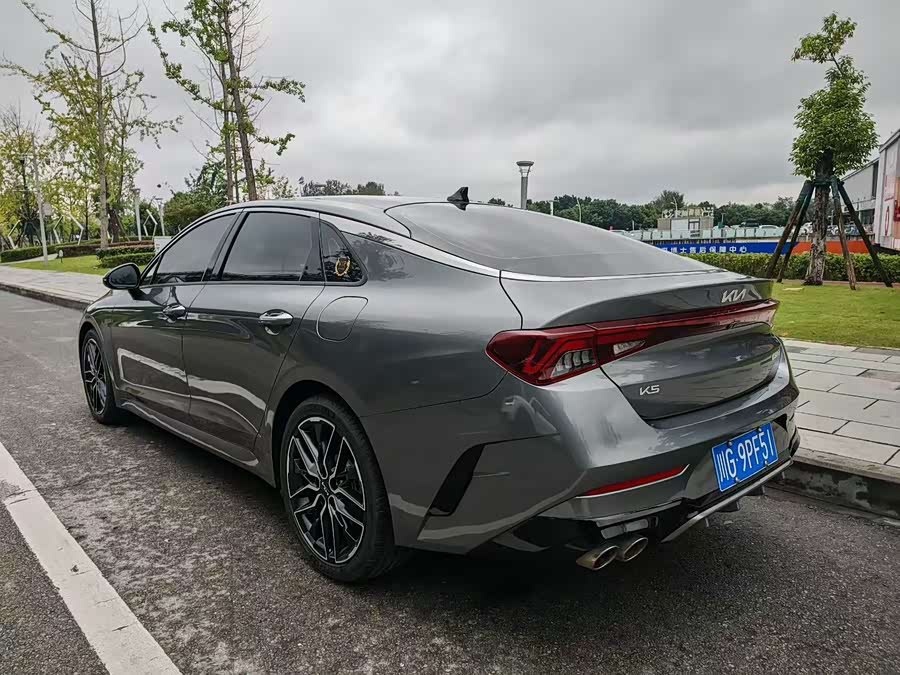 Kia K5 2023 car image #8