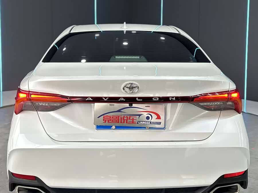 Toyota Avalon 2023 #8 Toyota Avalon 2023 car image #8