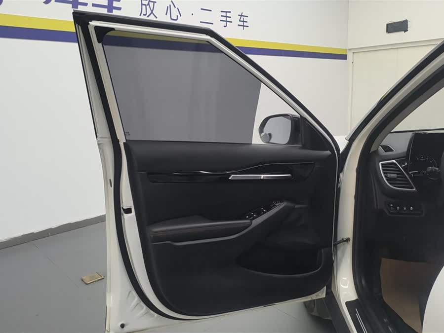 Kia Stonic 2020 car image #8