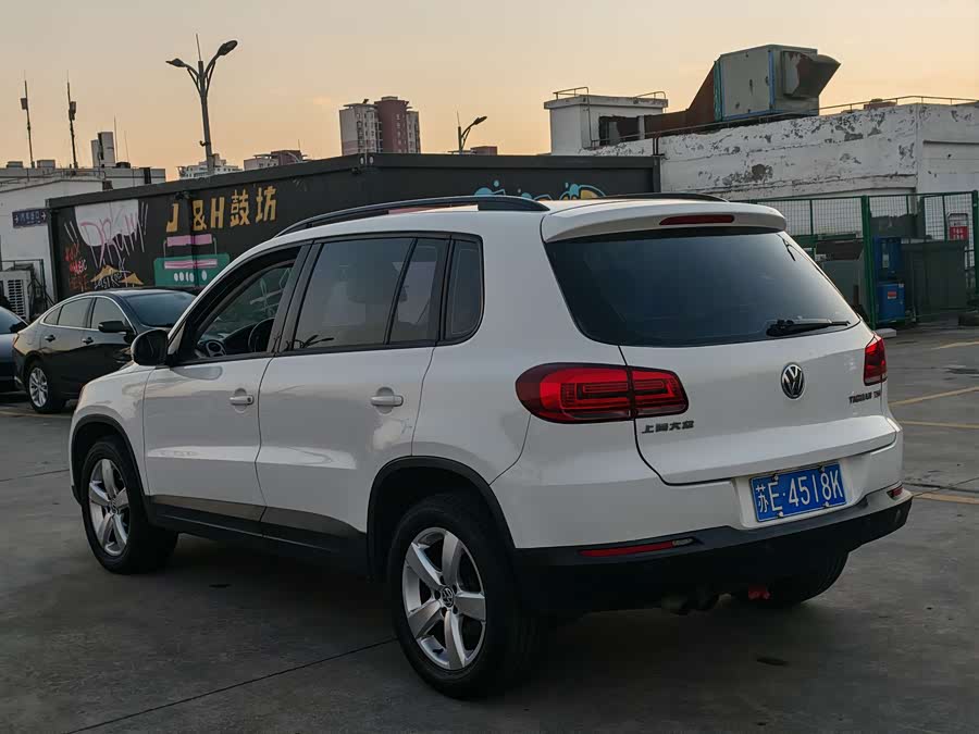 Volkswagen Tiguan 2013 #8 Volkswagen Tiguan 2013 car image #8