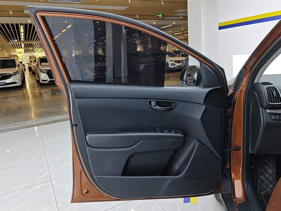 起亚 KX3傲跑 2015 汽车图片 #8