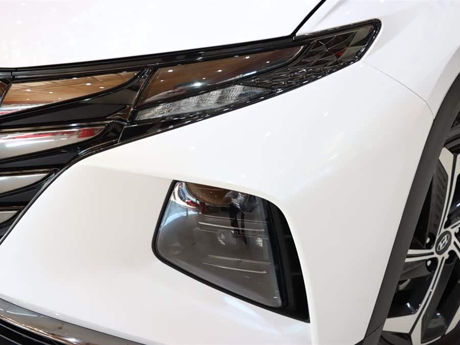 Hyundai Tucson 2024 car image #8