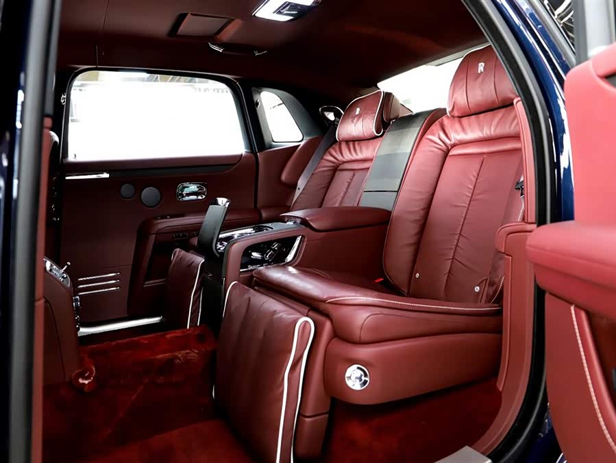 劳斯莱斯 古思特 2021 #8 劳斯莱斯 古思特 2021 汽车图片 #8