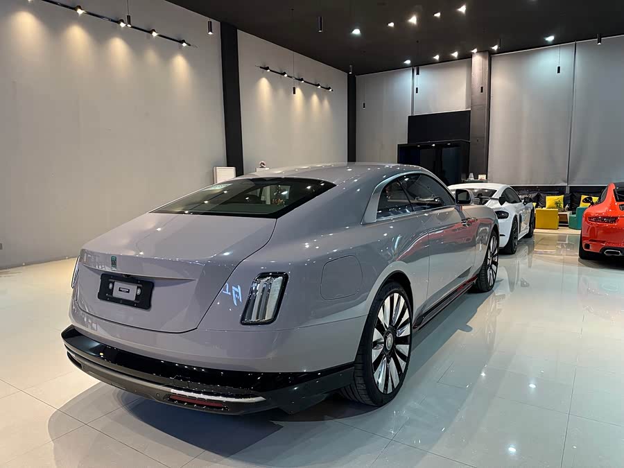 劳斯莱斯 闪灵 2024 汽车图片 #8