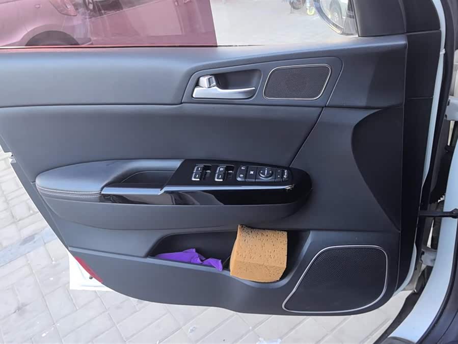 Kia KX5 2016 car image #8