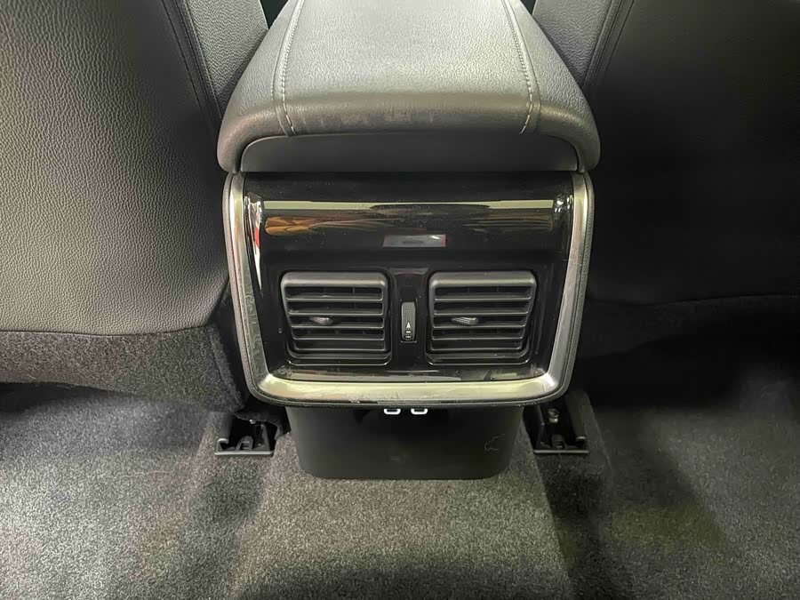 Toyota Harrier 2024 immagine di auto #8