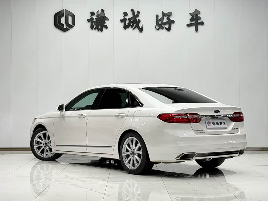 Ford Taurus 2017 car image #8